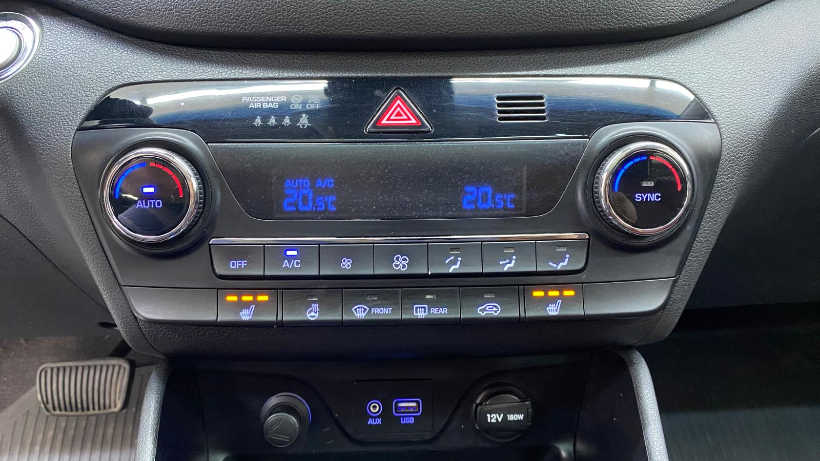 HYUNDAI TUCSON 17